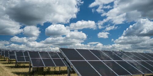 راهنمای جامع احداث نیروگاه خورشیدی متصل به شبکه